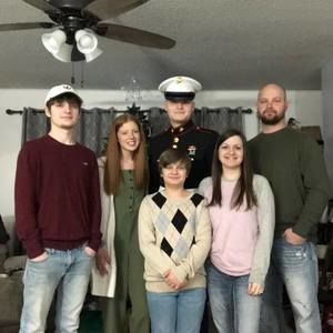 Meet your Posher, April